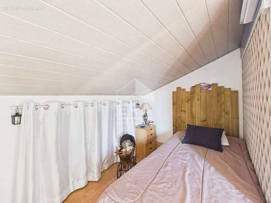 Urcuit - Vente Maison - piscine - photo 11