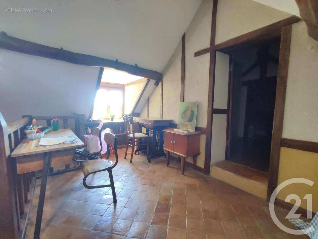 Maison 98 m² à Sainte-Gemme-En-Sancerrois  - photo 13