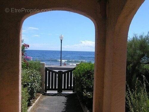 Appartement à SAUSSET-LES-PINS