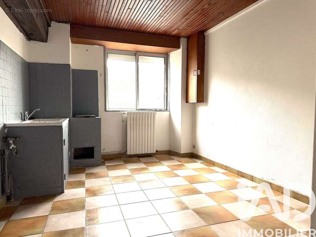 Maison 118 m² à Tauriac  - photo 3