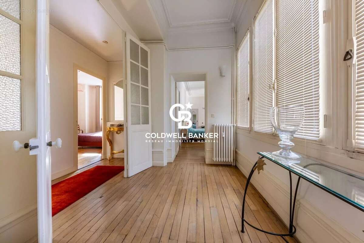 Nantes - ancien palais de justice - appartement d'exception - photo 13