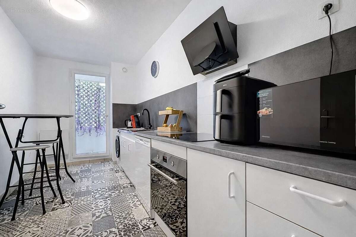 Appartement à MARSEILLE-14E