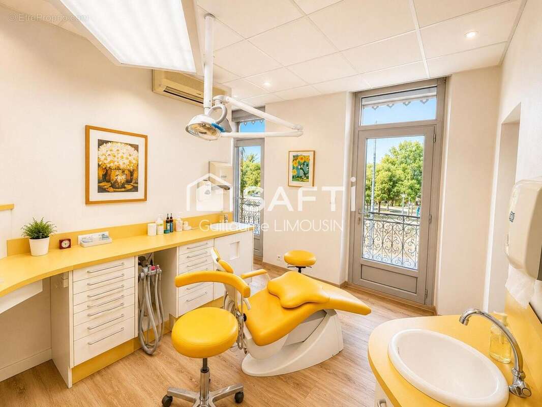 Commerce 94 m² à La Seyne-Sur-Mer  - photo 7
