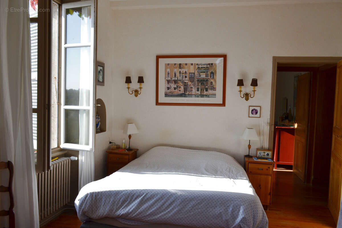 Maison à BOURGOIN-JALLIEU