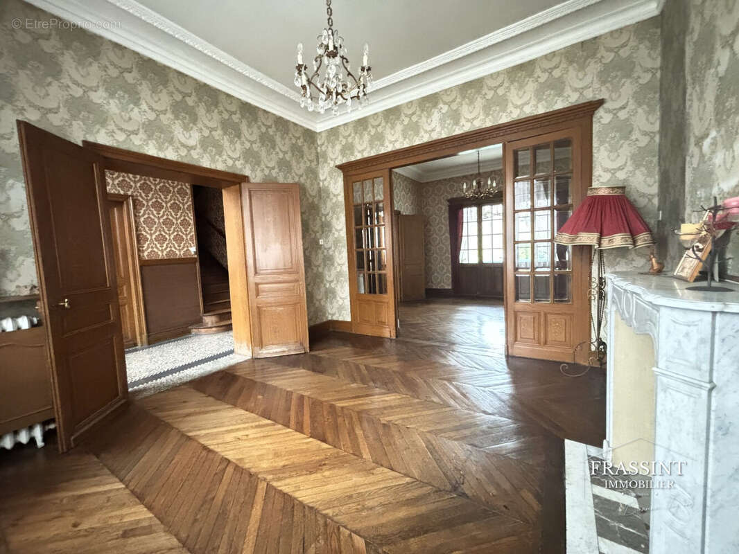 Maison 204 m² à Cambrai  - photo 6