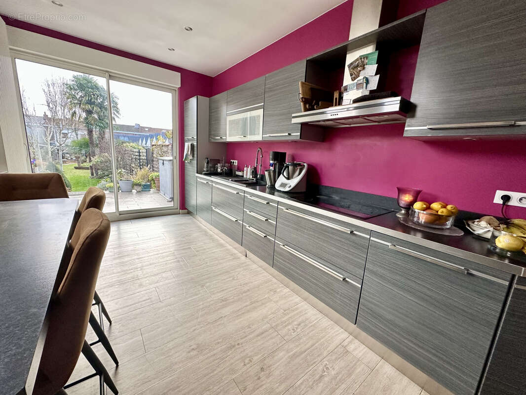 Maison à LA CHAPELLE-D&#039;ARMENTIERES