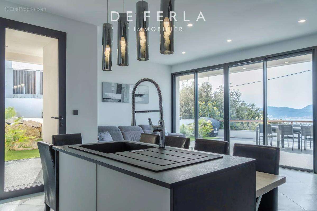 Propriété avec vue mer sur Porticcio - photo 16
