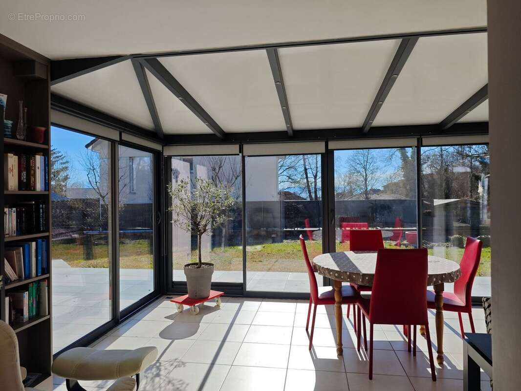 Maison 124 m² à Gex  - photo 3