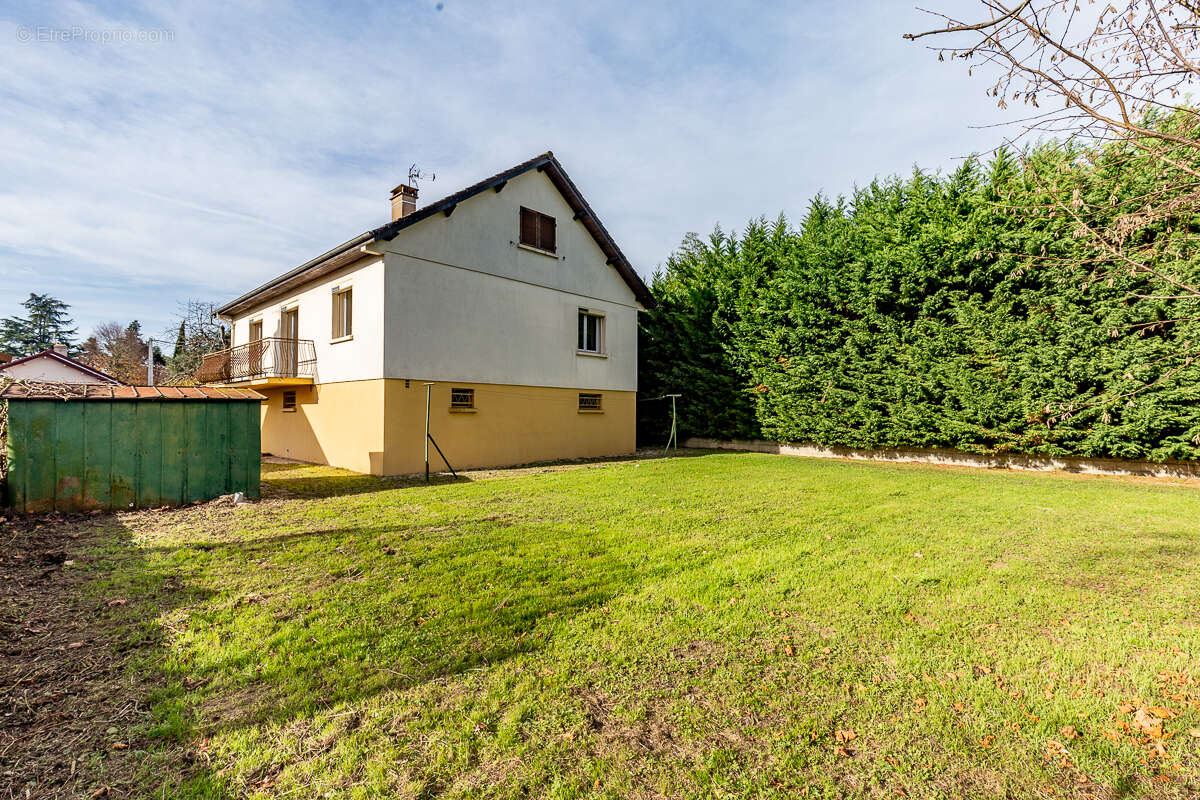 Maison à LONGECOURT-EN-PLAINE