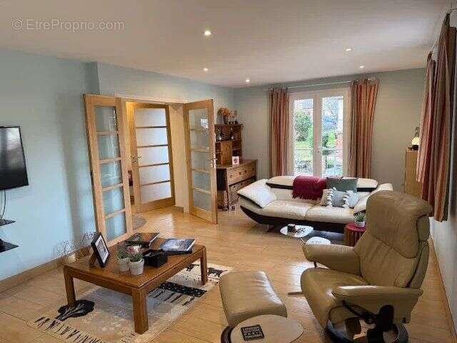 Appartement à SAINT-CHRISTOPHE-VALLON