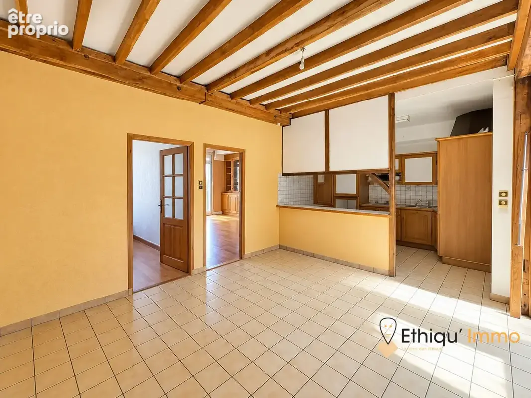 Appartement 5 pièces 122 m² à vendre à Bar-Sur-Aube (10200) - photo 5