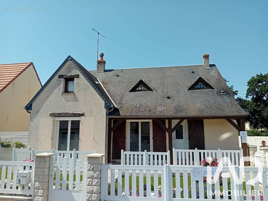 Photo 1 - Maison à DROUE