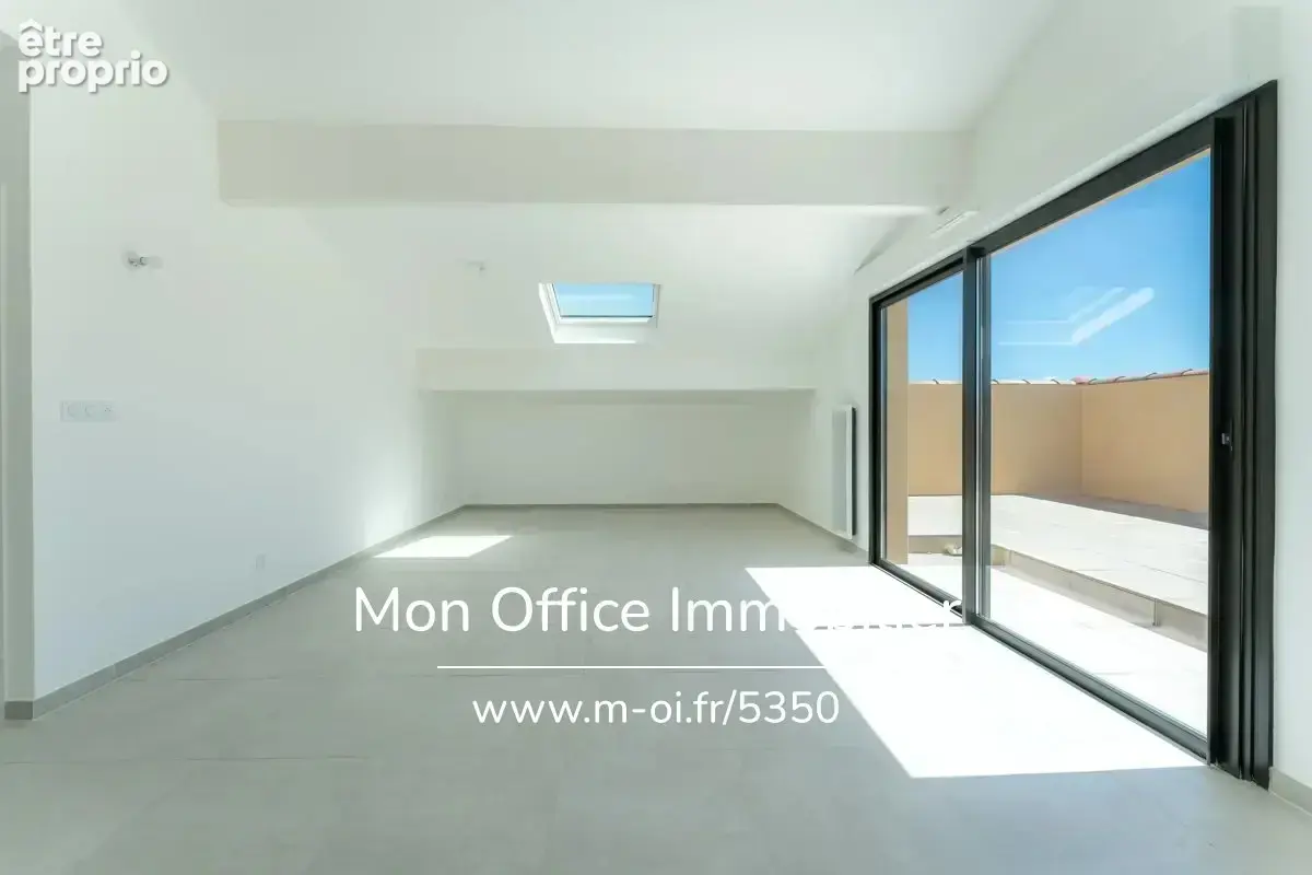 Référence : 6848-MAC. - Appartement Duplex en dernier étage - 3 chambres - Terrasse 50m2 - Vue Sainte Victoire - photo 4