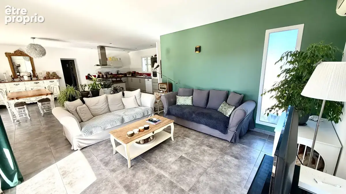 Villa de plain pied sur 5500 m² de terrain en campagne. - photo 5