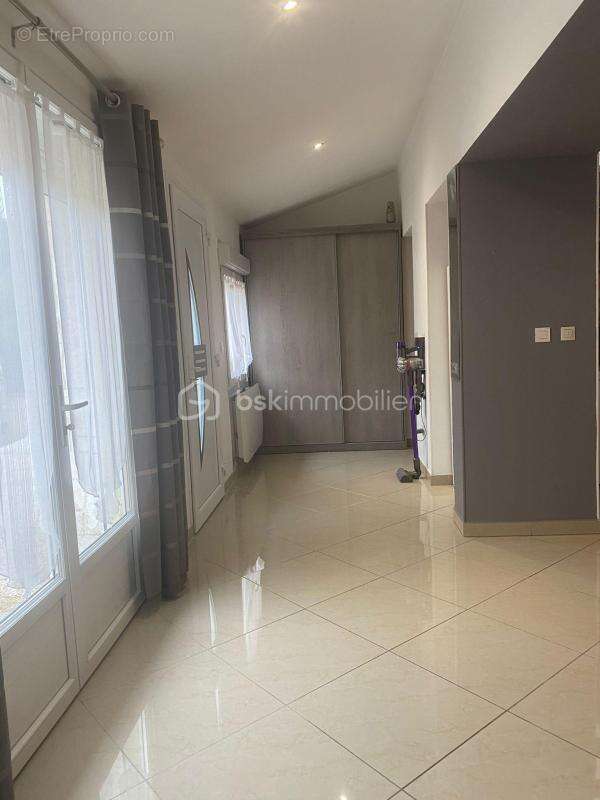 Maison à NANTEUIL-LES-MEAUX