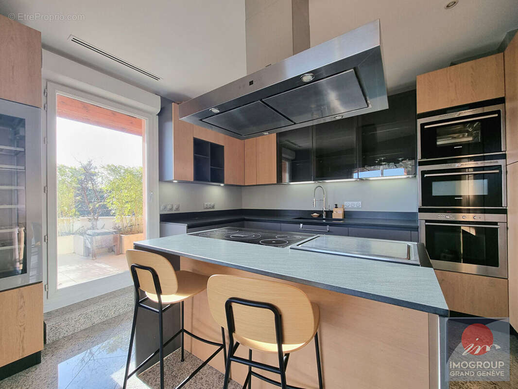 Appartement à AMBILLY