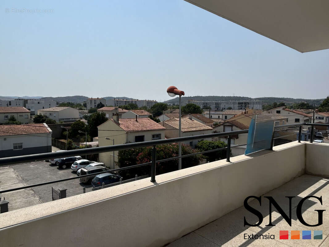 Appartement 79 m² à Narbonne  - photo 2