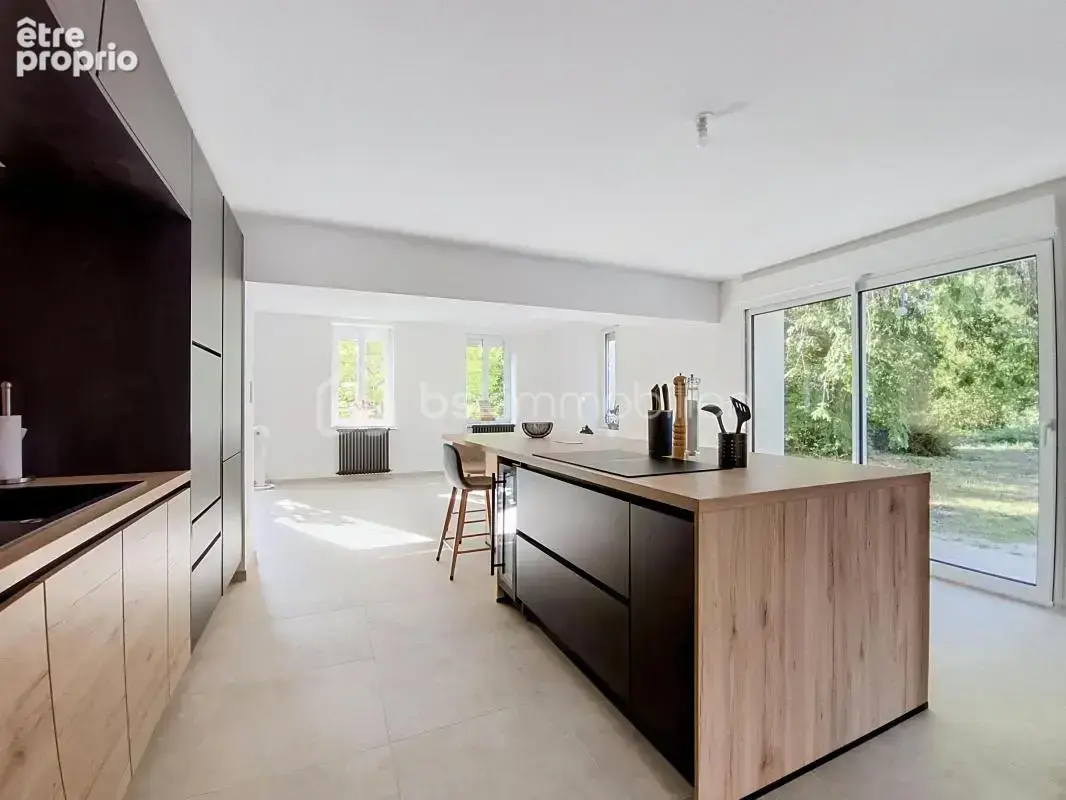 Maison de maître entièrement rénovée – Un bien d’exception au cœur du village - photo 2