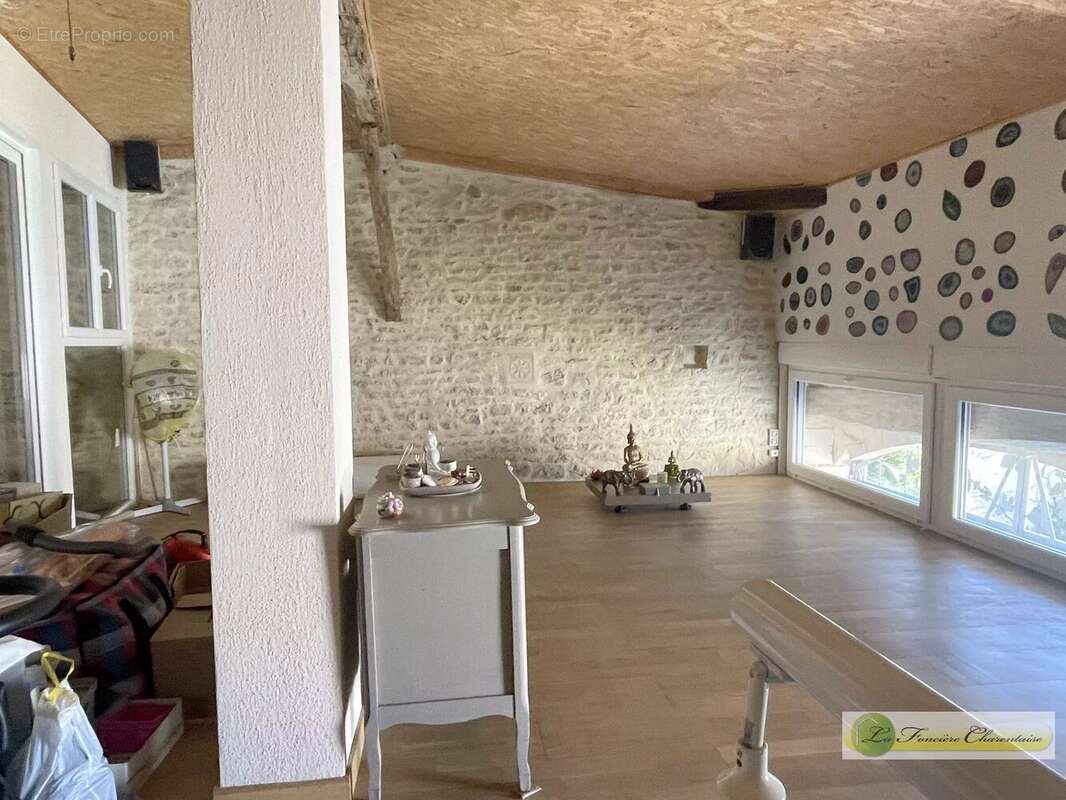 Maison à RANVILLE-BREUILLAUD