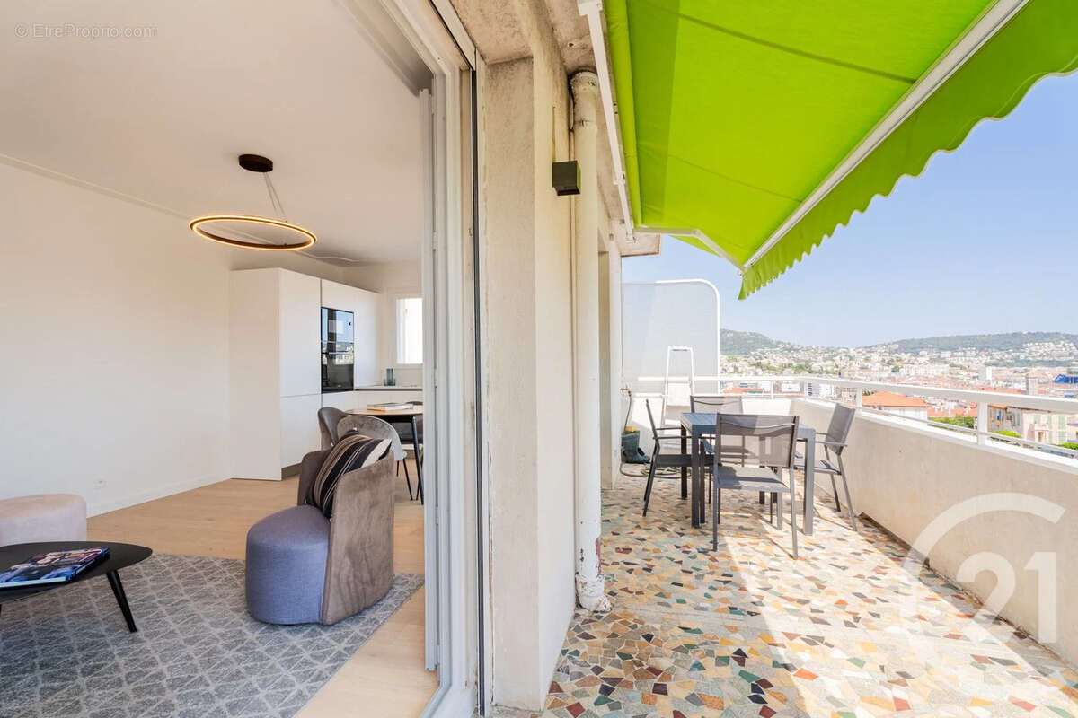 Appartement 77 m² à Nice  - photo 2