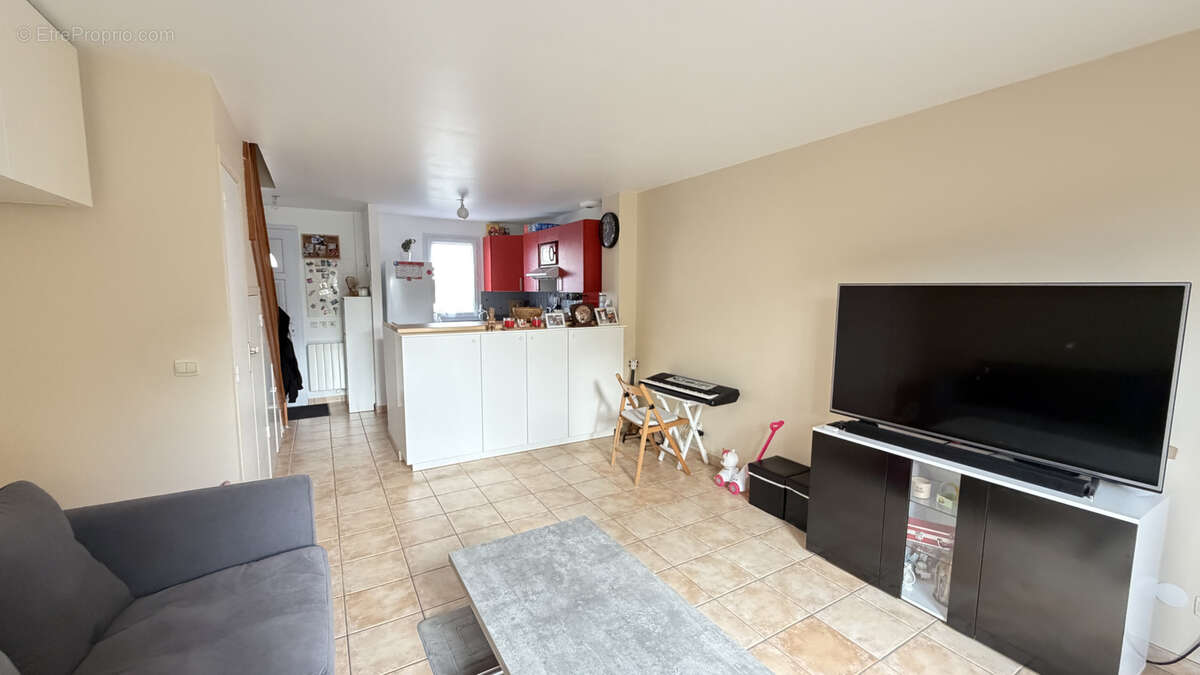 Maison à VILLIERS-SAINT-FREDERIC