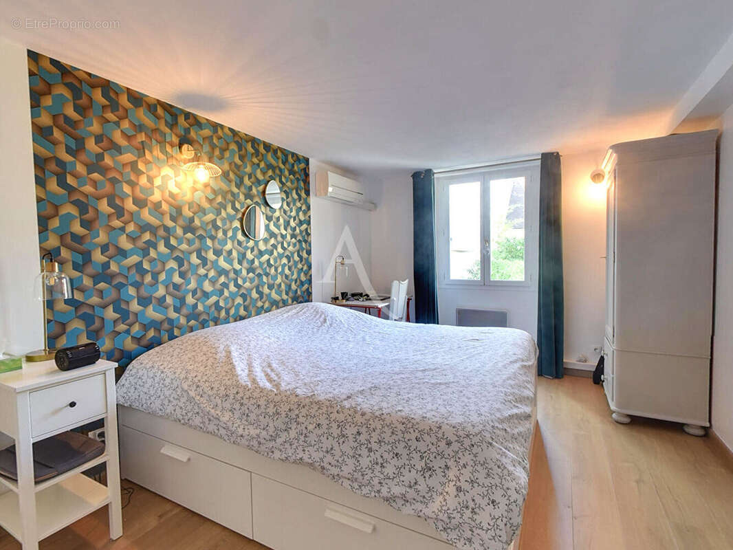 Maison à BRY-SUR-MARNE