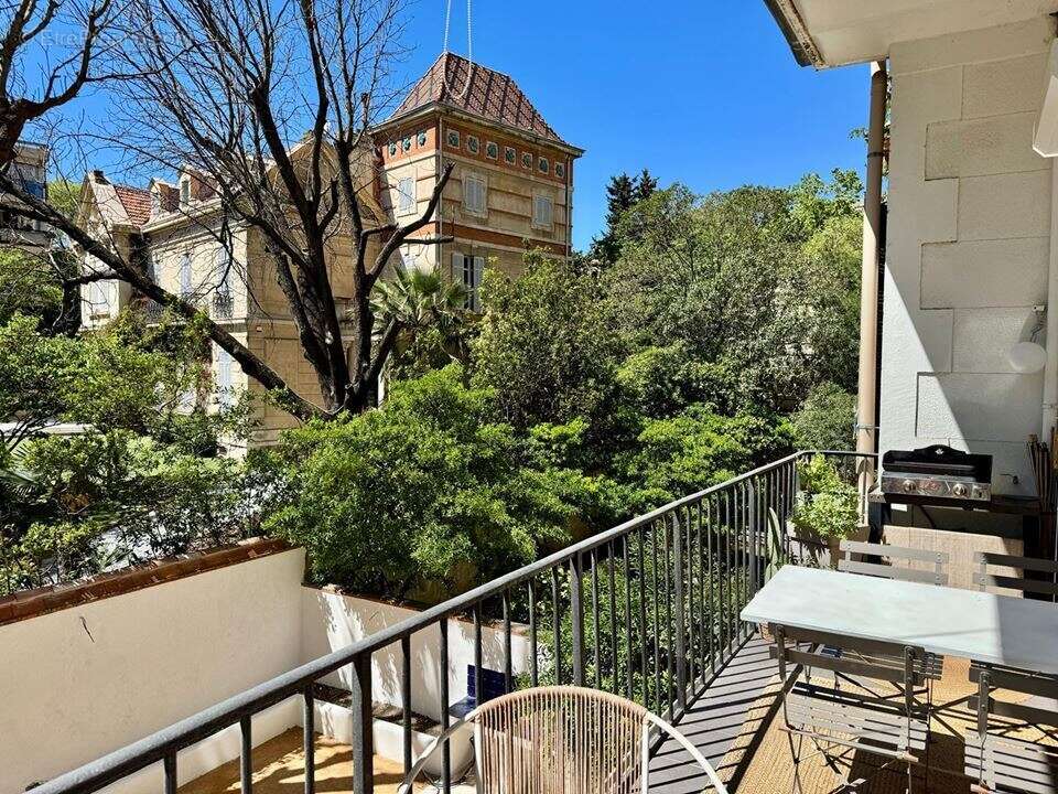 Appartement à MARSEILLE-8E