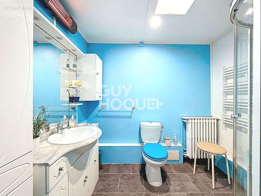 Maison à L'HAY-LES-ROSES