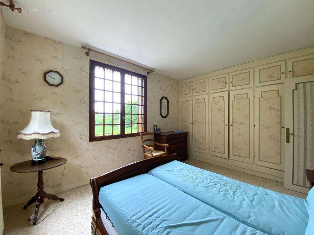 Maison à MOUSSEAUX-SUR-SEINE