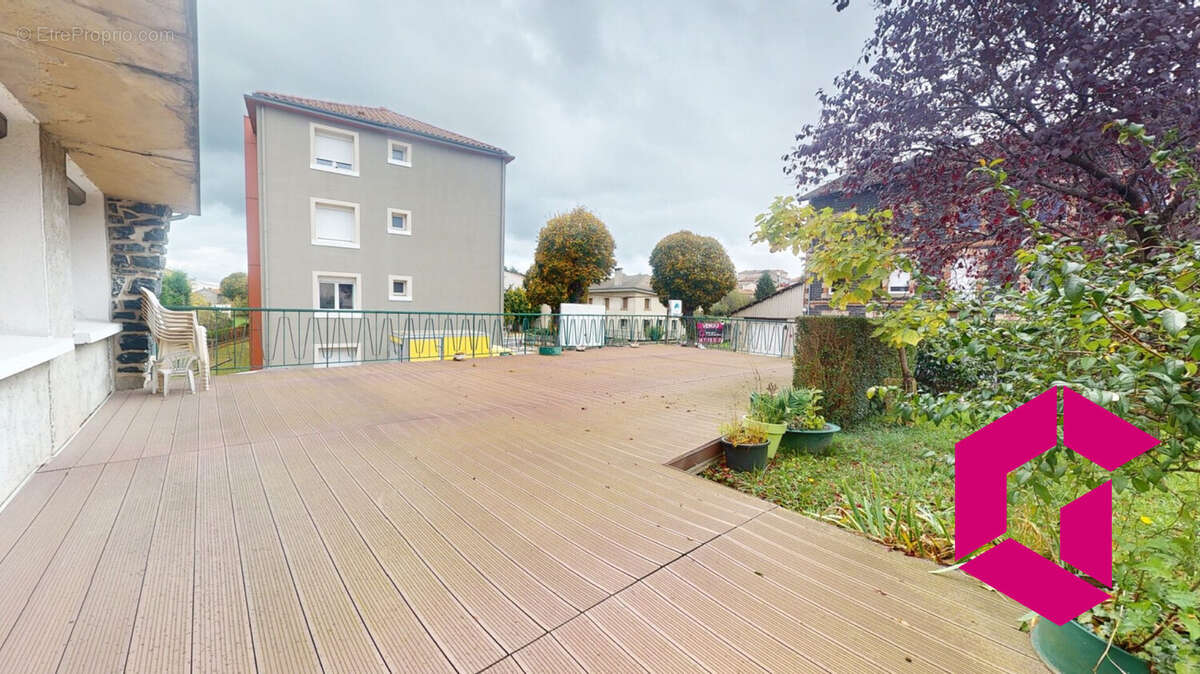 Maison à YSSINGEAUX