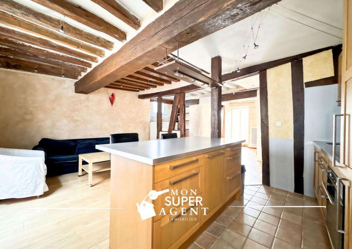 Appartement à MELUN