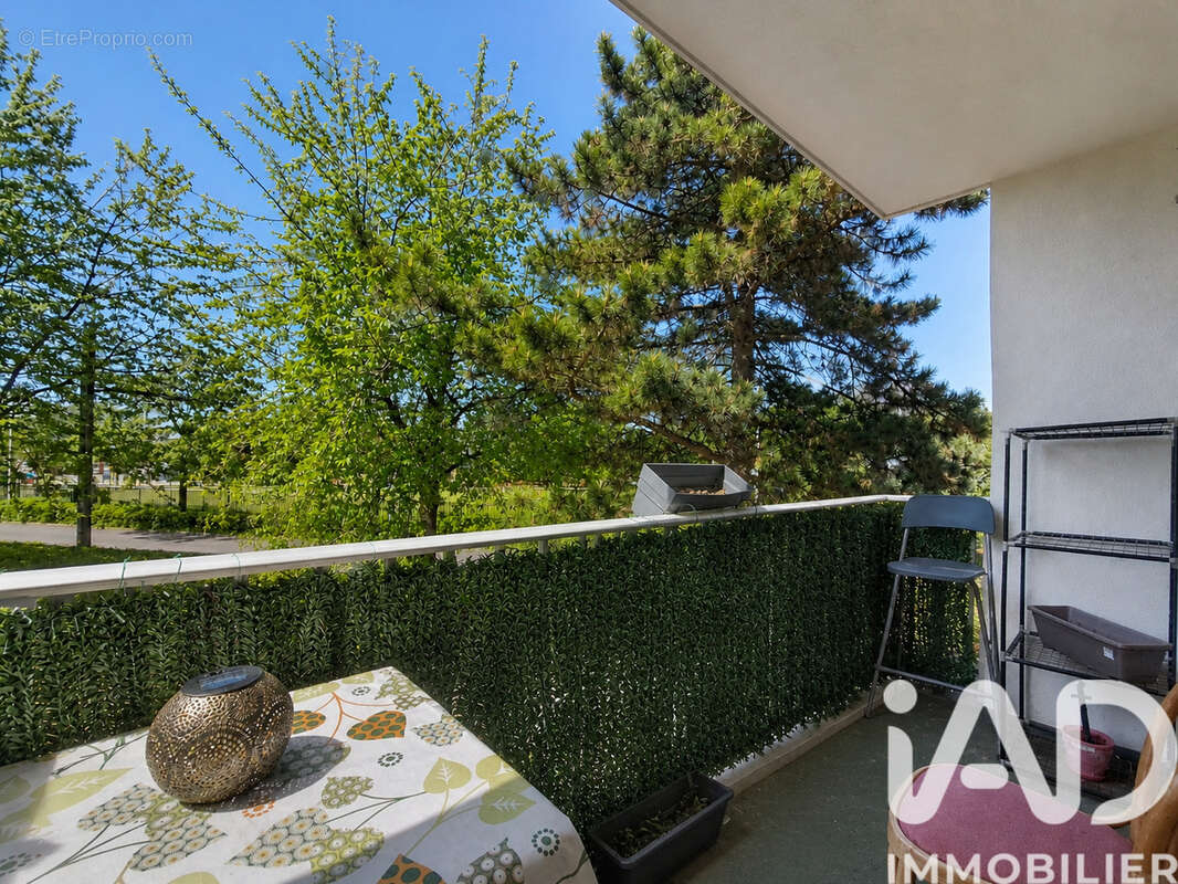 Photo 3 - Appartement à SAINT-ETIENNE-DU-ROUVRAY