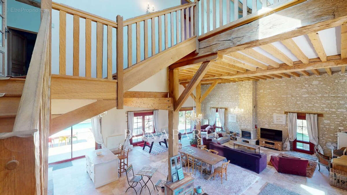 Maison à MIGENNES