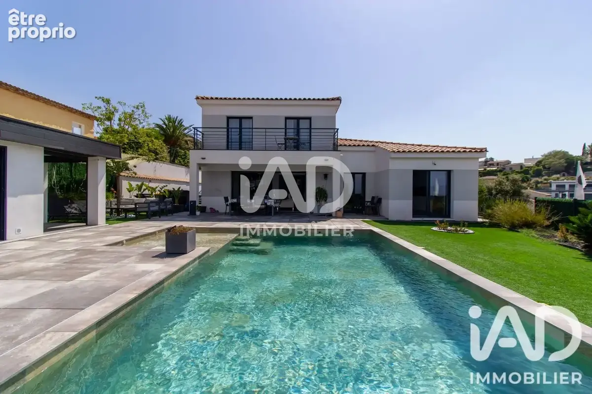 Photo 1 - Maison à FREJUS