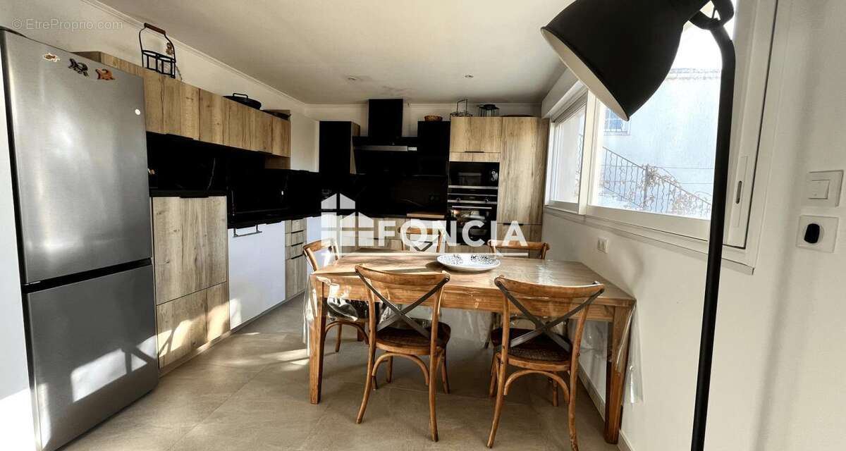 Maison à LA LONDE-LES-MAURES