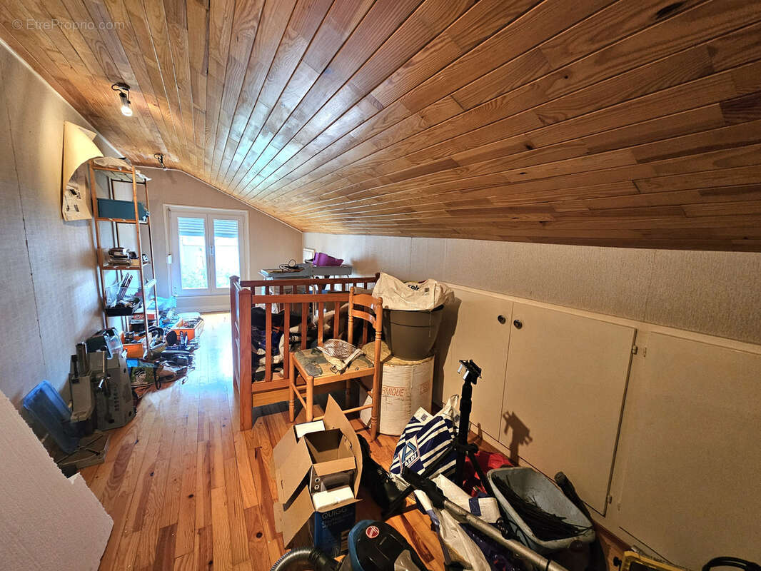 Maison à CHAMPAGNEY