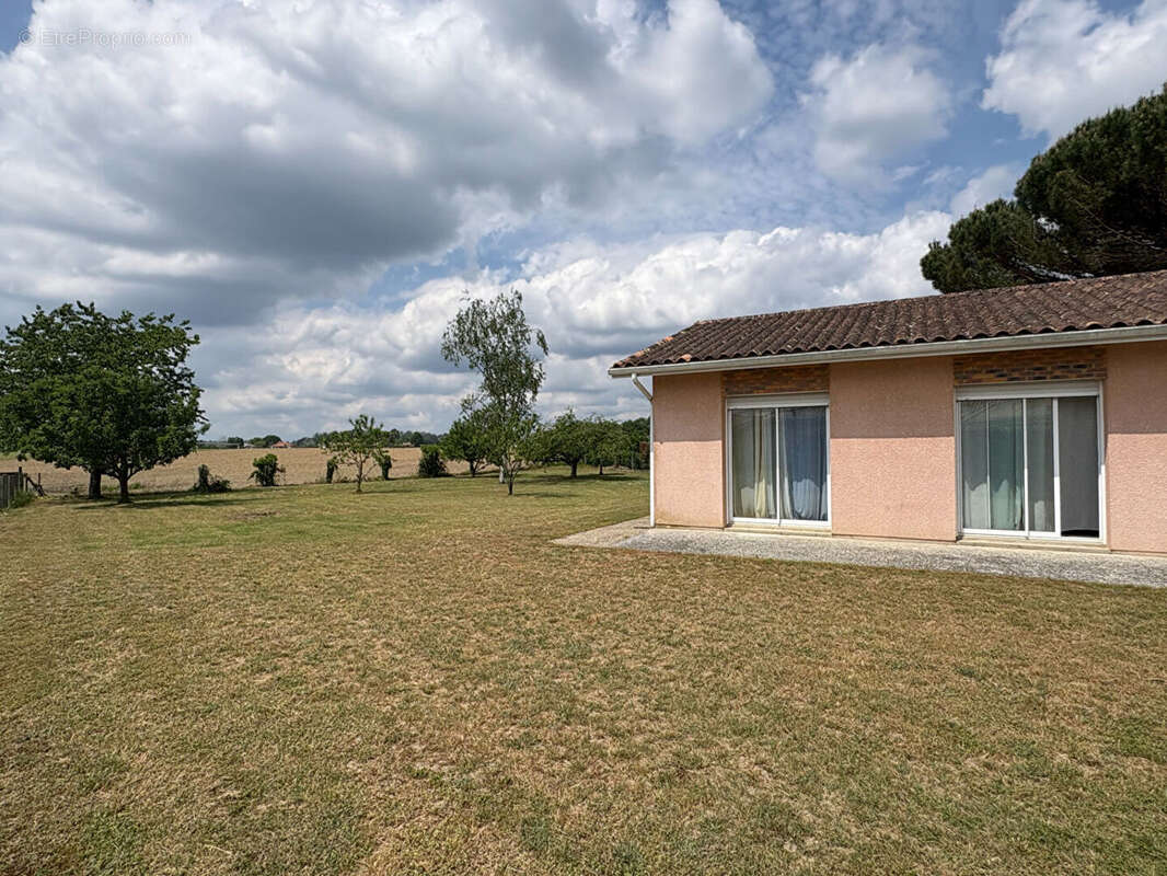 Maison à BEGAAR