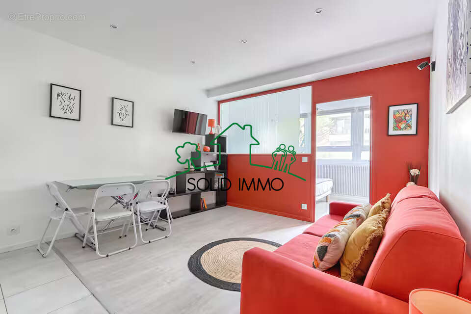 Appartement à PARIS-20E