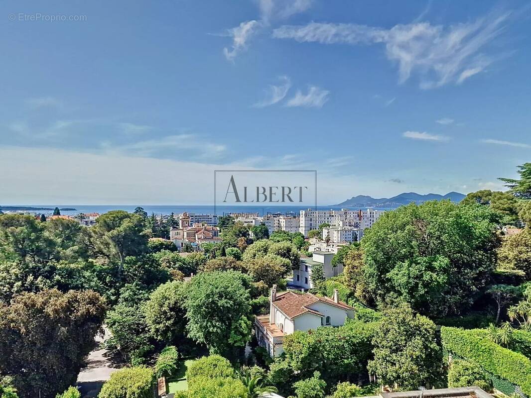 Appartement à CANNES