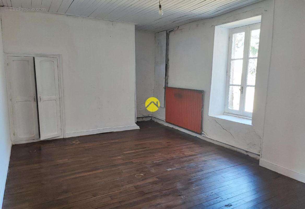 71m², proches de tous commerces - photo 4