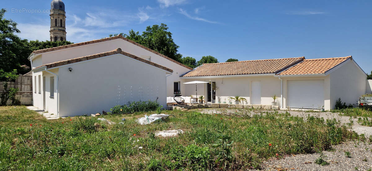 Maison à LAMARQUE
