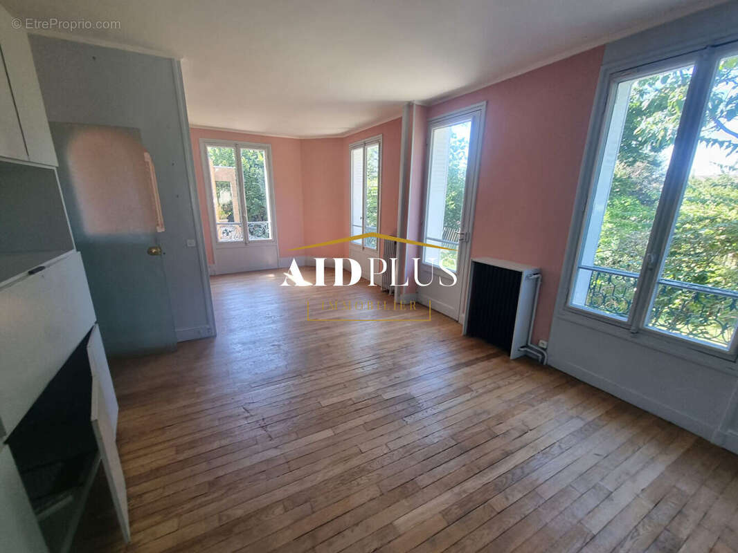 Maison à SAINT-LEU-LA-FORET