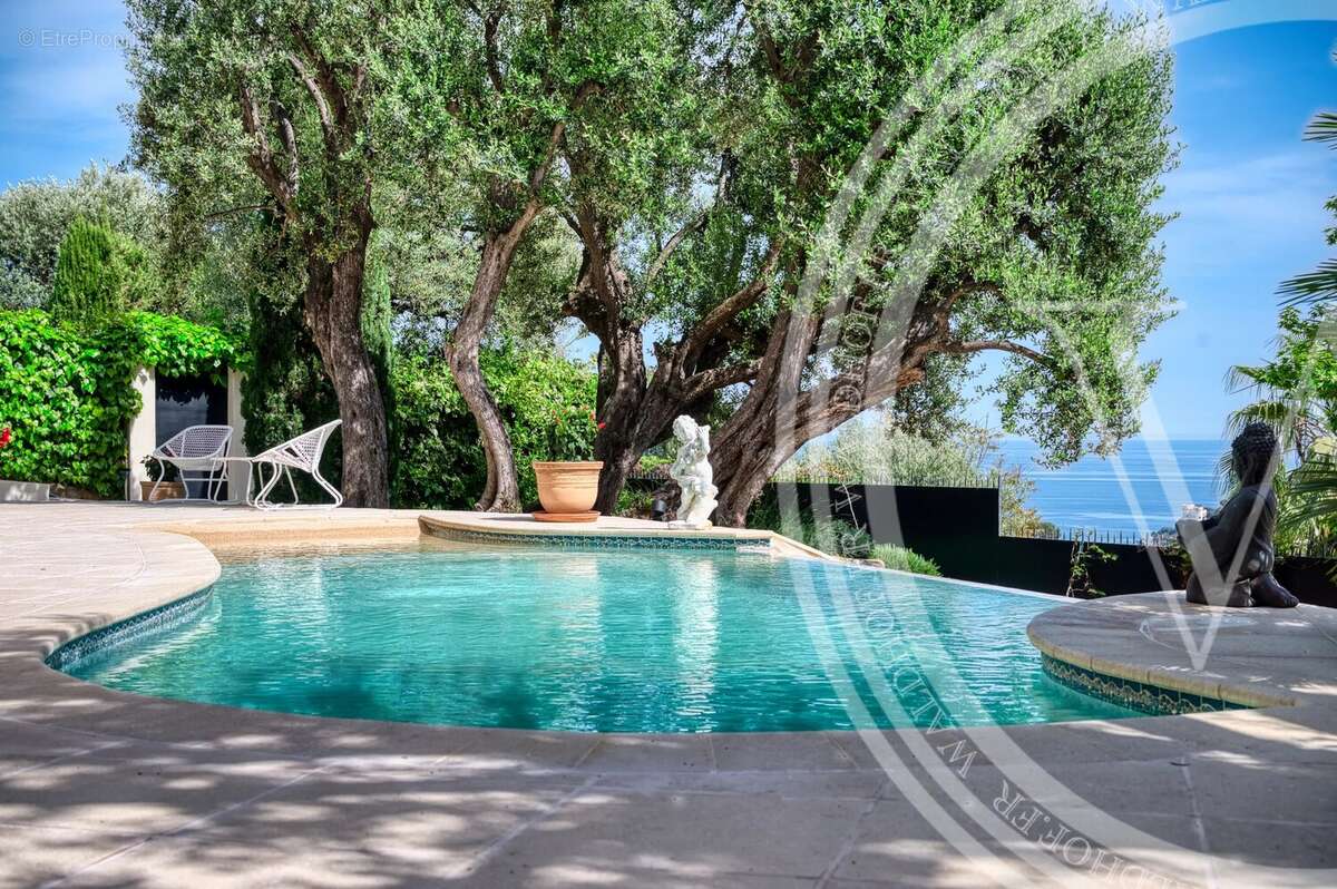 Maison à ROQUEBRUNE-CAP-MARTIN