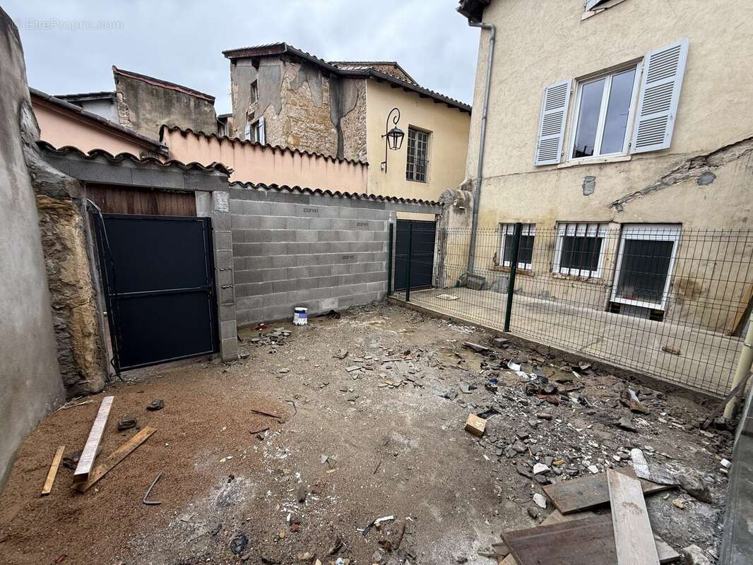 Maison à VILLEFRANCHE-SUR-SAONE