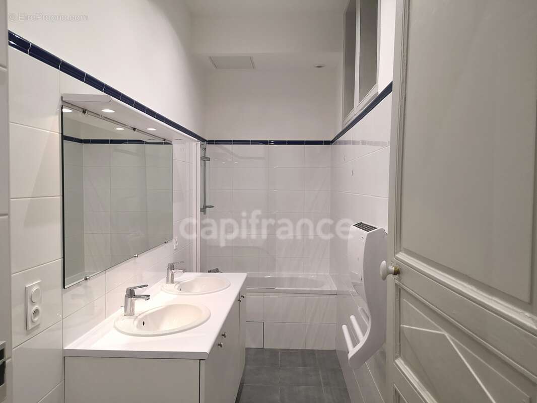 Appartement à vendre 3 pièces BAYONNE (64) - photo 5