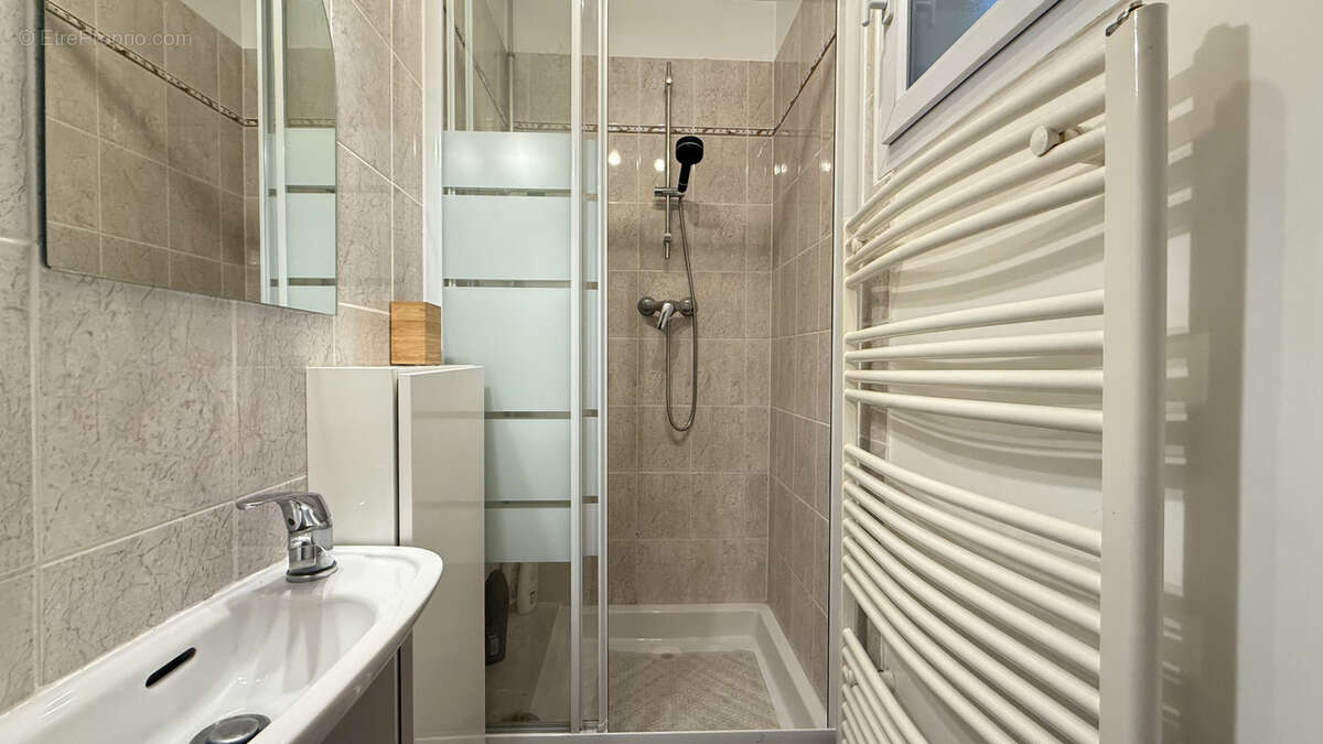 Maison à PREVESSIN-MOENS