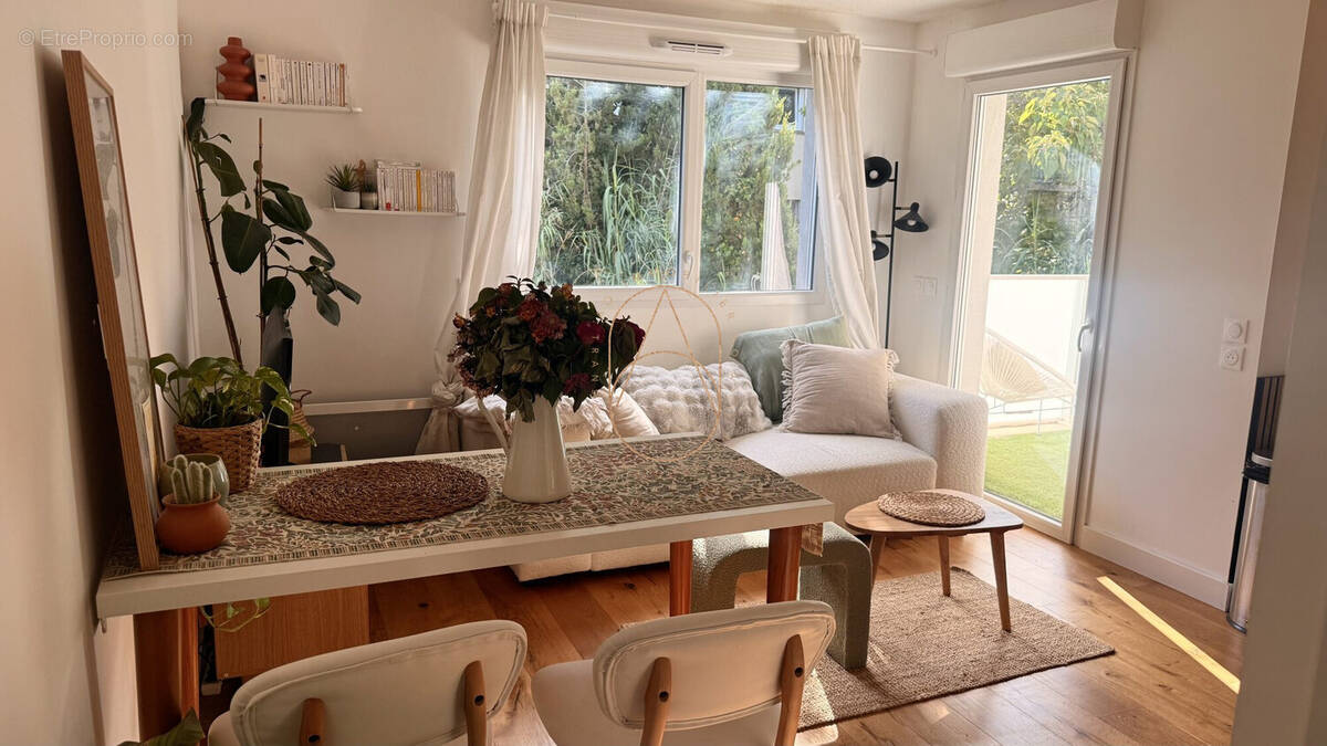 Appartement à CASTELNAU-LE-LEZ