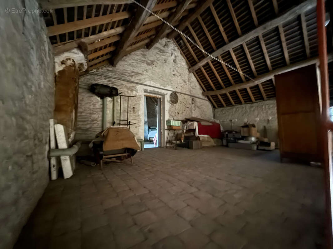 Maison à rénover avec dépendances et magnifique jardin sans vis-à-vis   Allainville-en-Beauce - photo 11