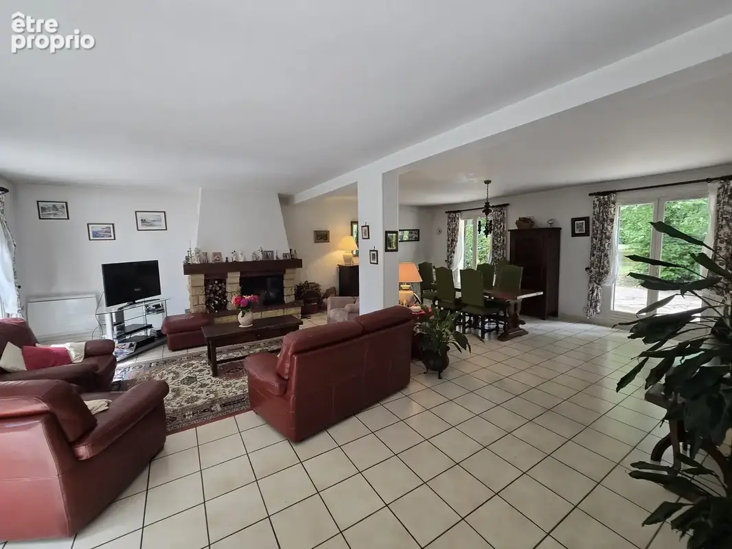 Maison 5 pièces 168 m² à vendre à Houlbec-Cocherel (27120) - photo 3