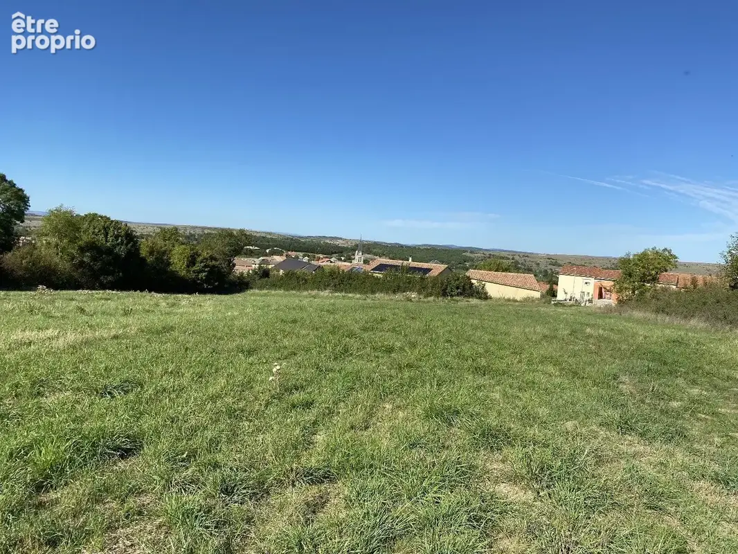 Terrain à LA CAVALERIE